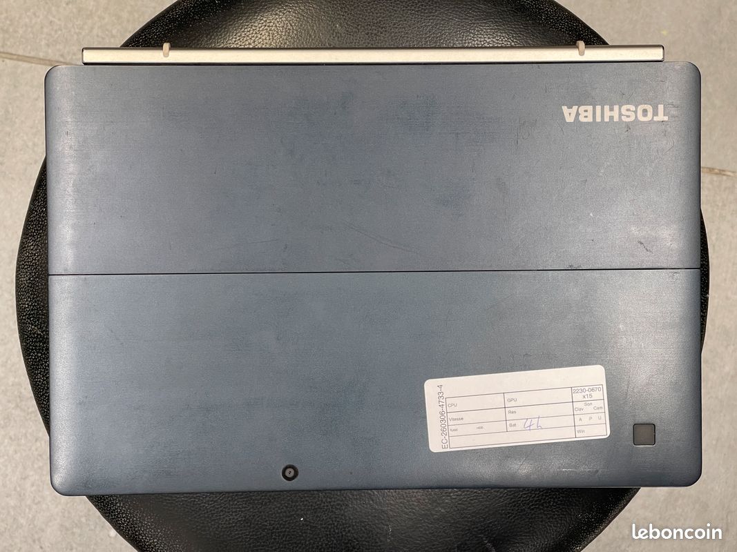 TOSHIBA Prtege X30T-E - i5 8ème 16Go 256Go 13" Tactile Clavier FR détachable W11 Pro - Ref P02615 (image 3)