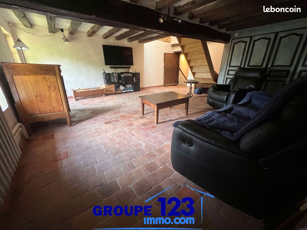 Longère 8 pièces 240 m² (image 6)