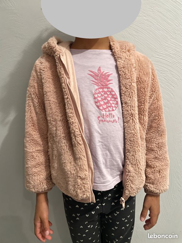 Veste courte en fourrure effet mouton bouclé rose