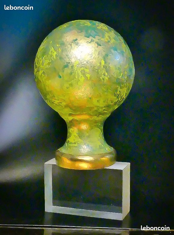 Boule d'escalier (image 3)