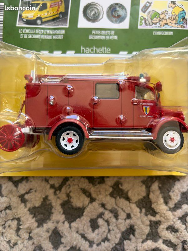 VÉHICULES LÉGERS DE sapeurs-pompiers COLLECTION HACHETTE AMBULANCE DE REANIMATIO EUR 10,00