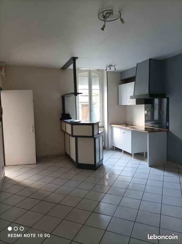 Appartement 2 pièces 30 m² · à Bourges · 30 m² · 470 €