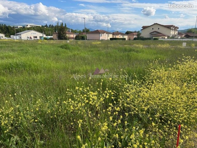 Terrain Gap · 450 000 €