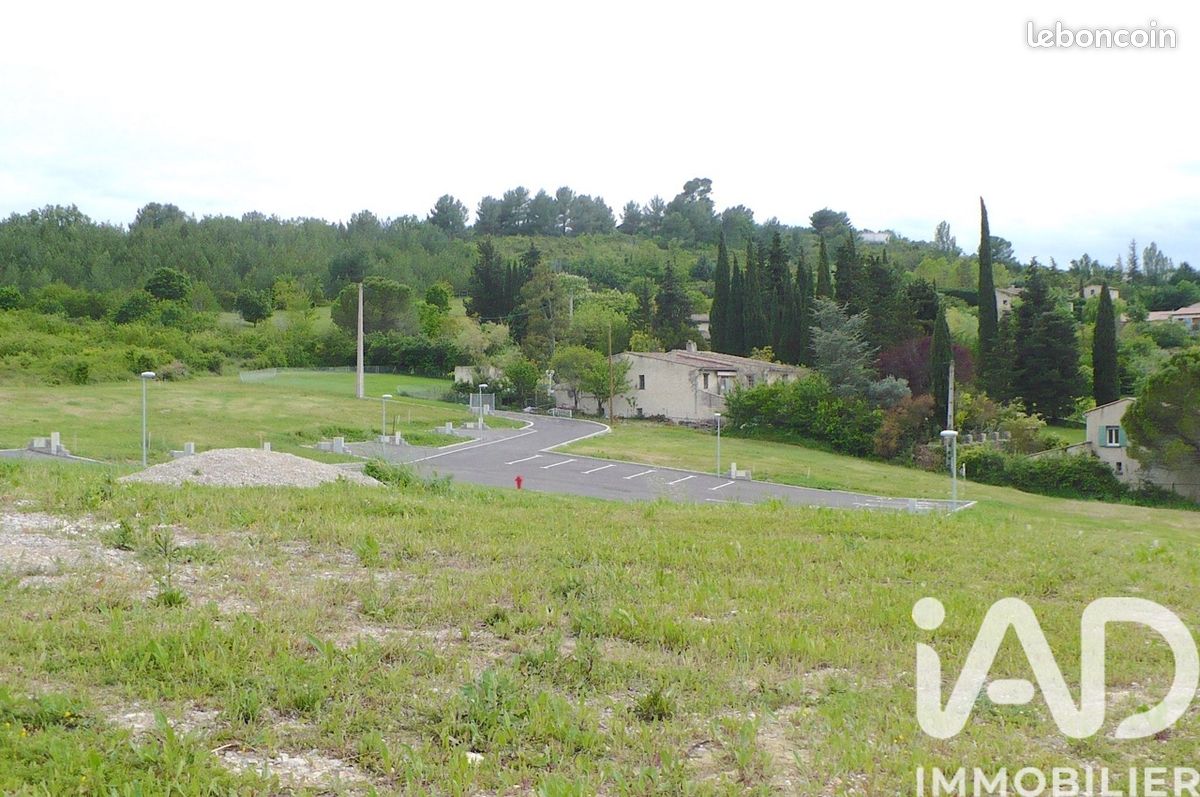 Terrain 300 m² · à Manosque · 300 m² · 112 000 €