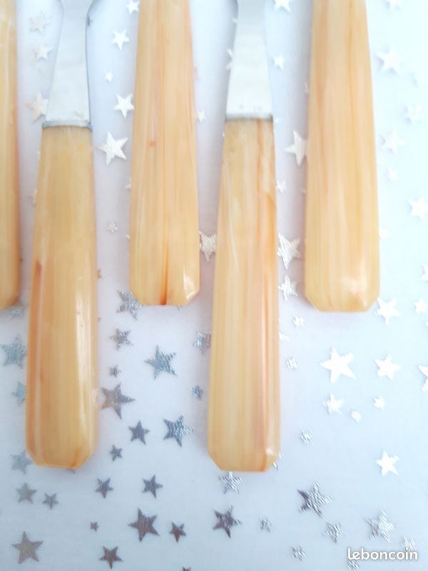 Fourchettes à gâteaux x6 à manche en Bakélite bicolore et dents en inox , Art Déco