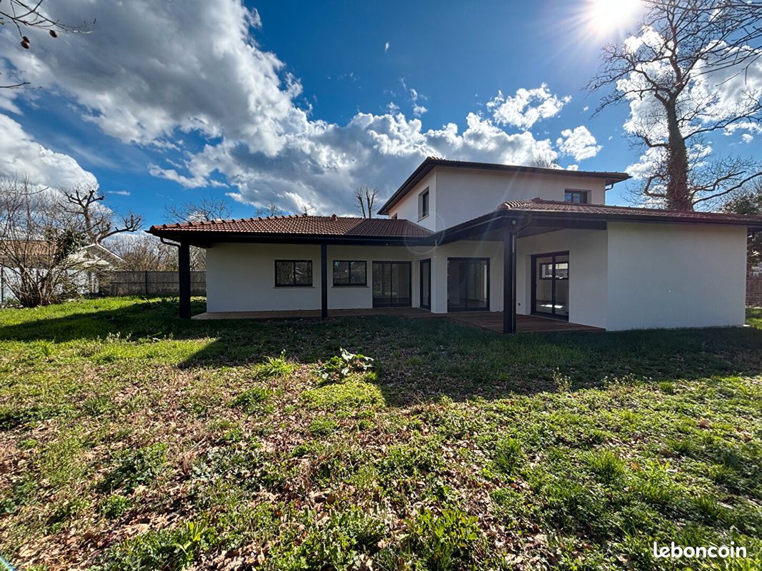 Maison 6 pièces 158 m² · à Audenge · 158 m² · 639 000 €