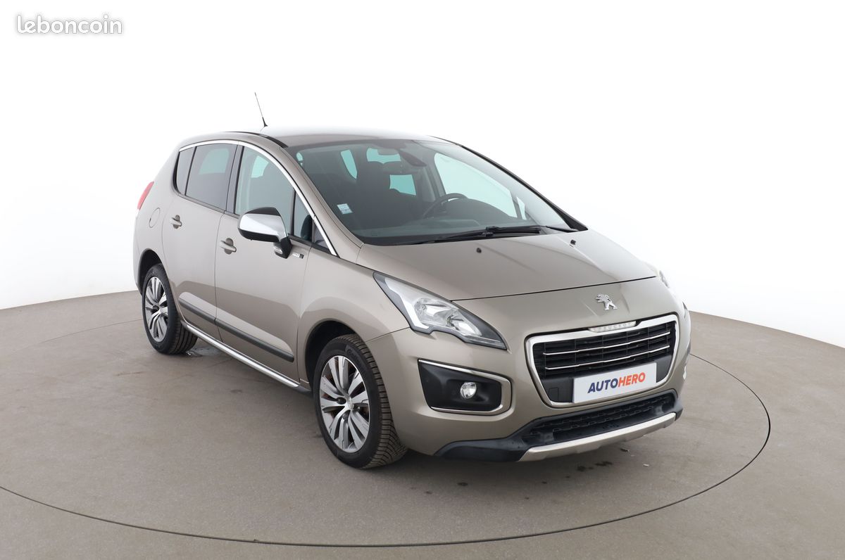 Peugeot 3008 1.6 Blue-HDi Style 120 ch (image 4)