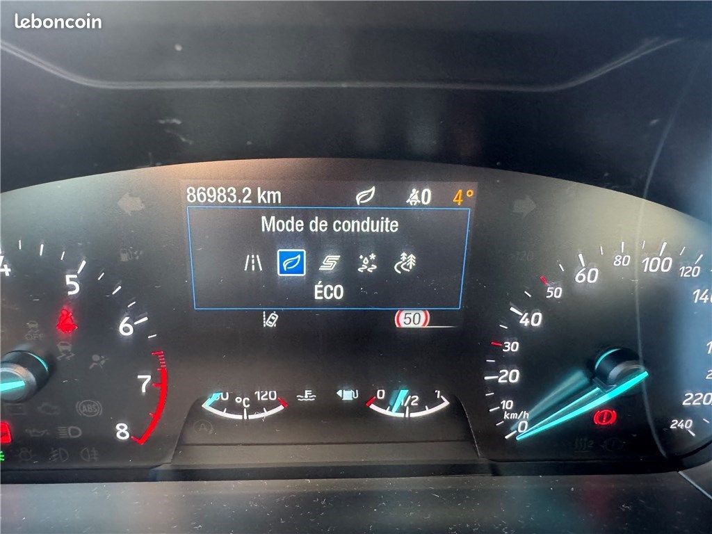 Ford Focus IV ACTIVE 1.5 ECOBOOST 150 S&S Active Business (image 20)
