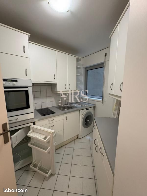 Appartement 2 pièces 52 m² · à Paris · 52 m² · 2 700 €