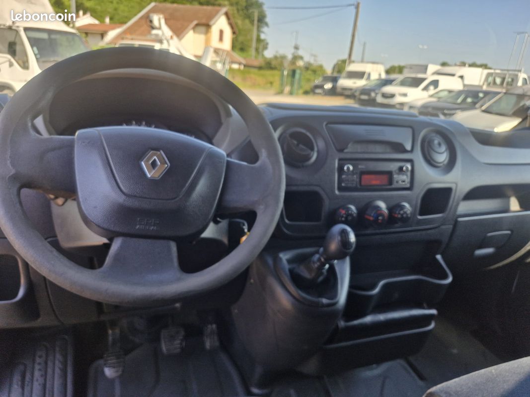 8333 HORS TAXE RENAULT MASTER L2H2 DCI 125cv 1°main GALLERIE + PORTE VERRE CLIM REPRISE POSSIBLE (image 8)