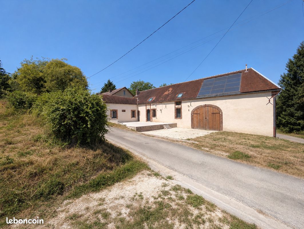 Maison 5 pièces 158 m² · à Le Val d'Ocre · 158 m² · 169 900 €