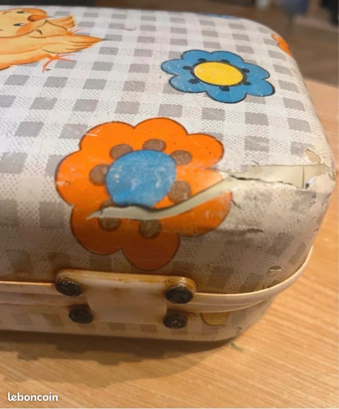 Ancienne Valise à Couture Pour Enfants – Années 50 – Jouet éducatif Vintage