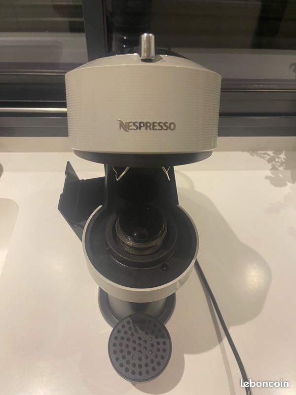Machine à café Nespresso (image 1)