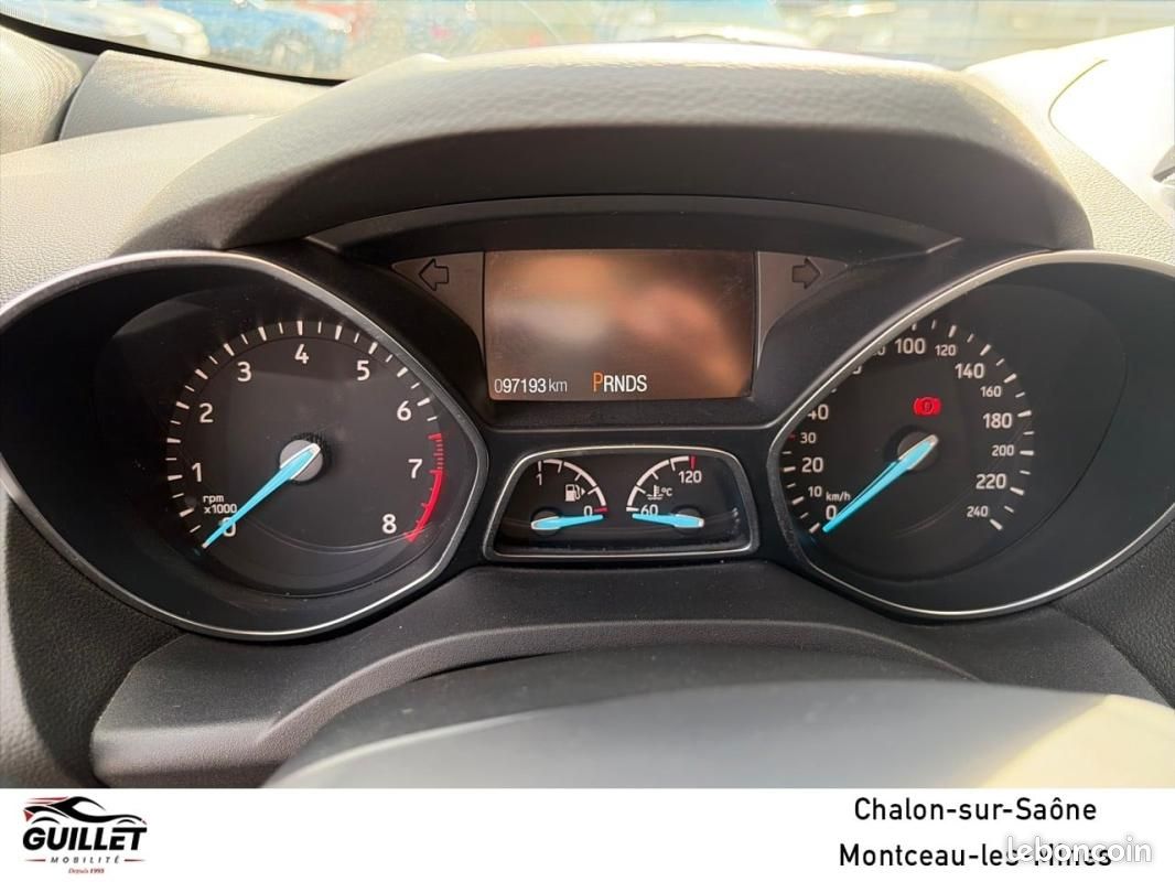 Ford Kuga 1.5 EcoBoost 182 S&S 4x4 BVA6 ST-Line (image 16)