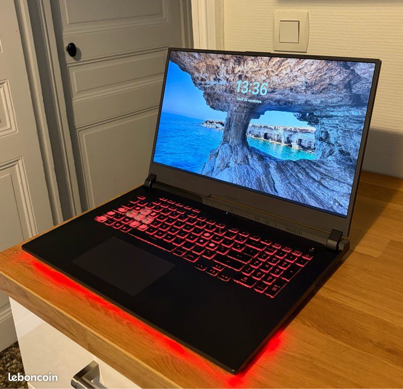 PC Portable Gamer ASUS ROG Strix G17 - 17 Pouces I7 RTX 2060 SSD 512Go Windows 11 - Occasion