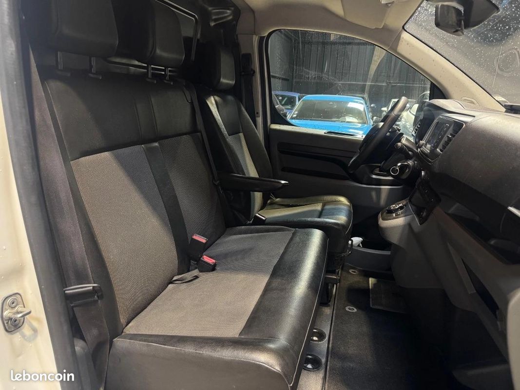 Peugeot Expert Vu FOURGON 2.0 BLUEHDI 120 L1 PREMIUM EAT BVA/ CAMÉRA/ SUIVI COMPLET/ GARANTIE 6 MOIS (image 16)