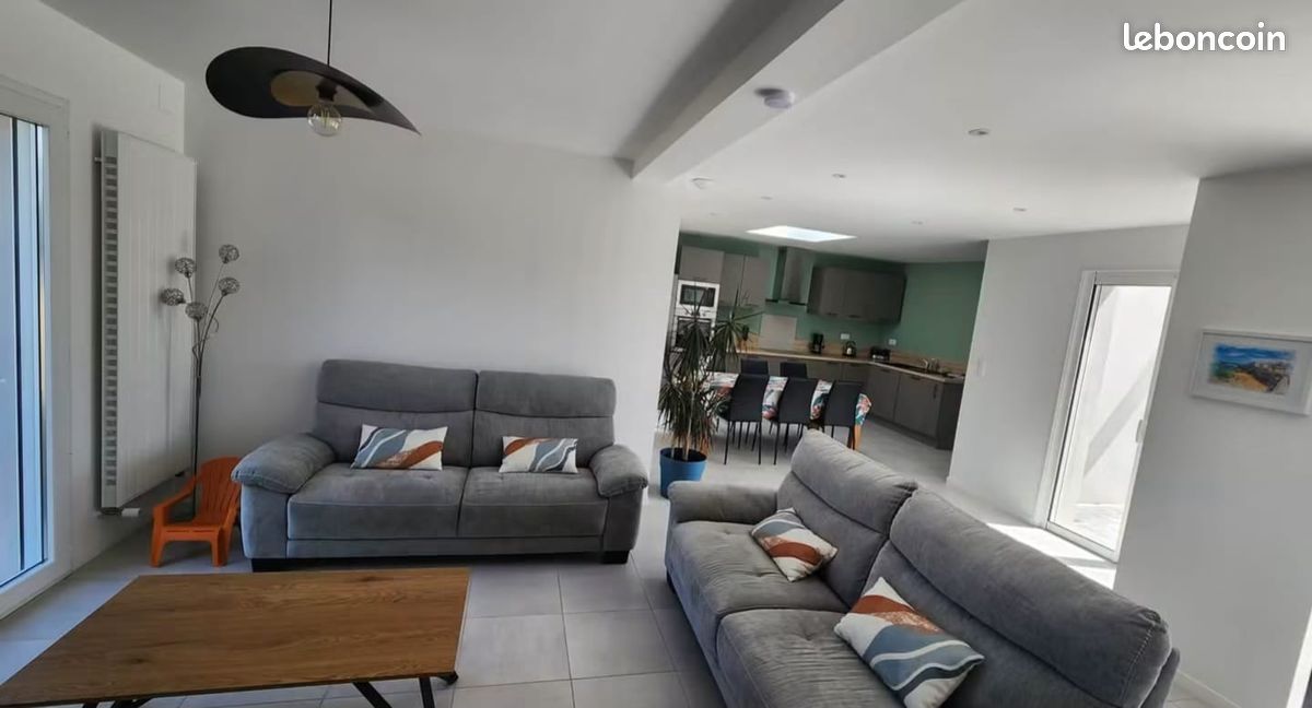 Maison 4 pièces 90 m² · à Montrottier · 90 m² · 990 €/mois