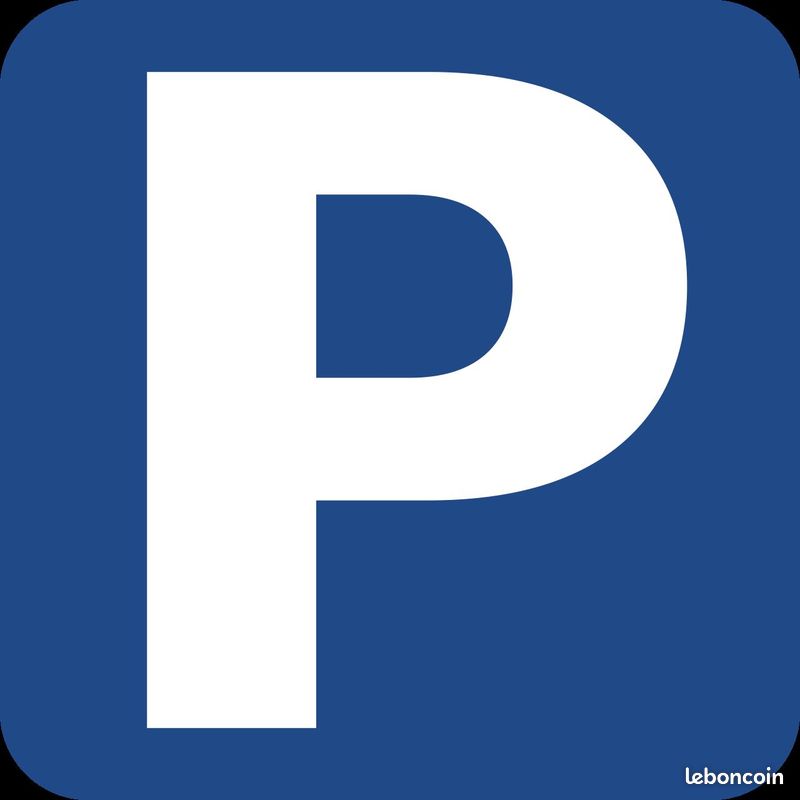 Parking 15 m² · à Tours · 15 m² · 90 €/mois