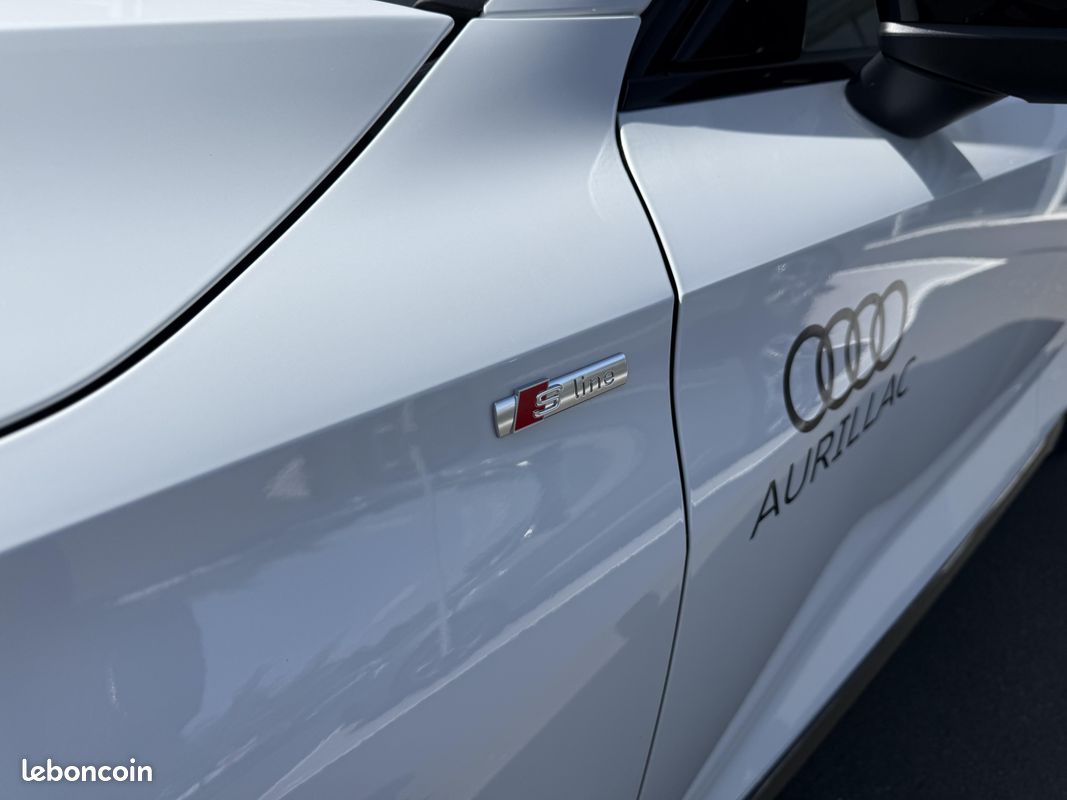AUDI A3 Sportback 35 TFSI Mild Hybrid 150 S tronic 7 S line (image 26)