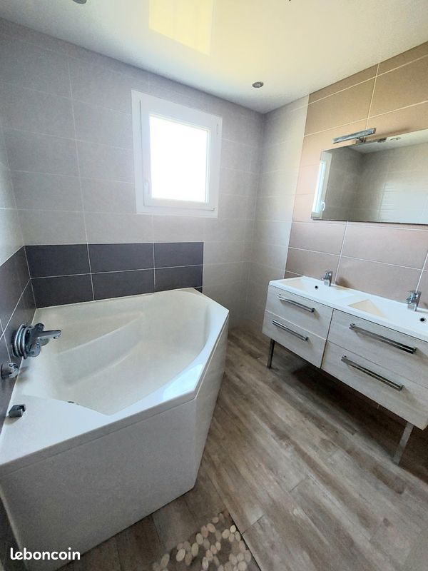 Maison 5 pièces 100 m² · à Rezé · 100 m² · 345 000 €