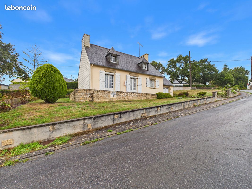 Maison 3 pièces 97 m² · à Brasparts · 97 m² · 124 200 €