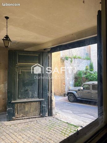 https://img.leboncoin.fr/api/v1/lbcpb1/images/ce/21/87/ce218798fbb69ebca25084360c5975a4301ee195.jpg?rule=ad-image