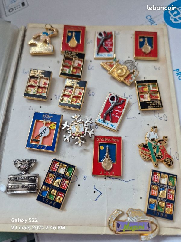 Pin's (image 1)