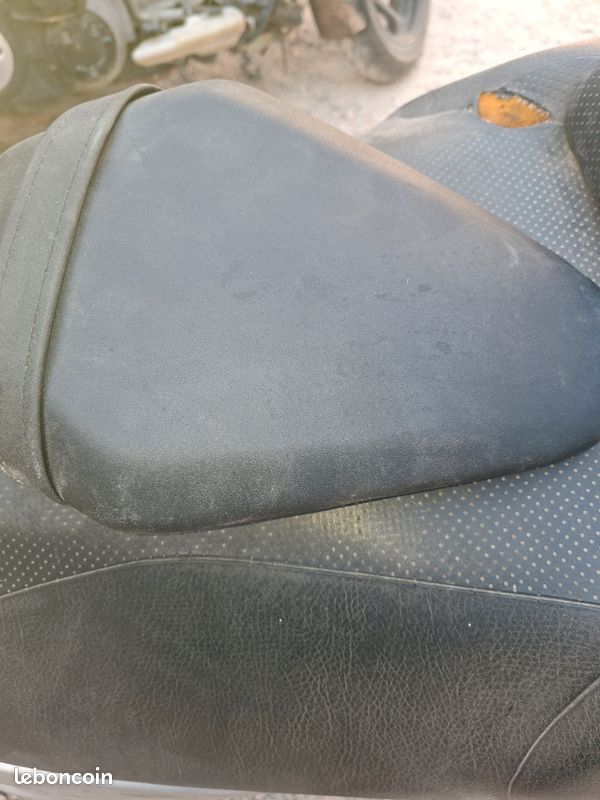Selle arrière de ZX10R (image 3)