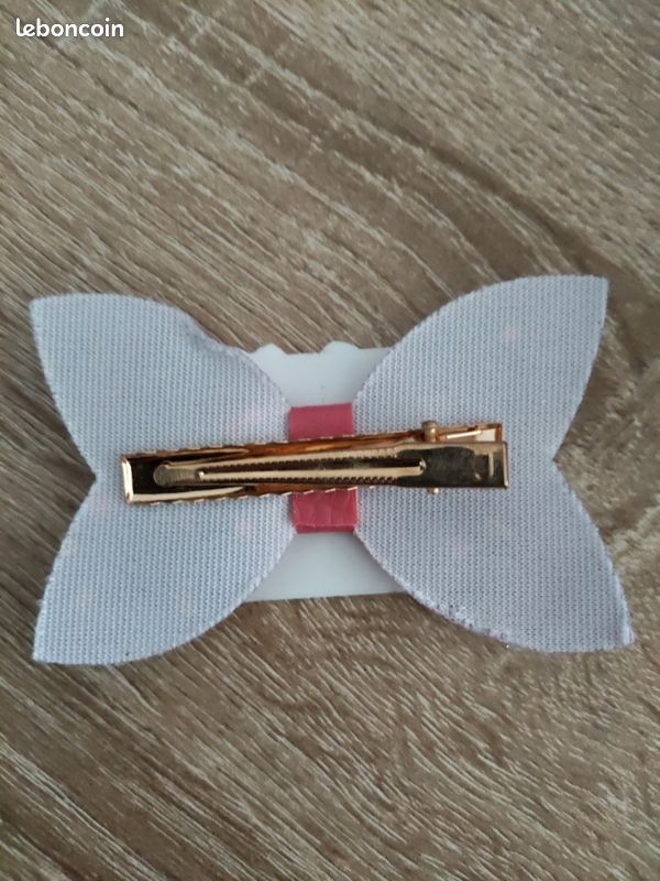 Barrette en simili cuir (image 2)
