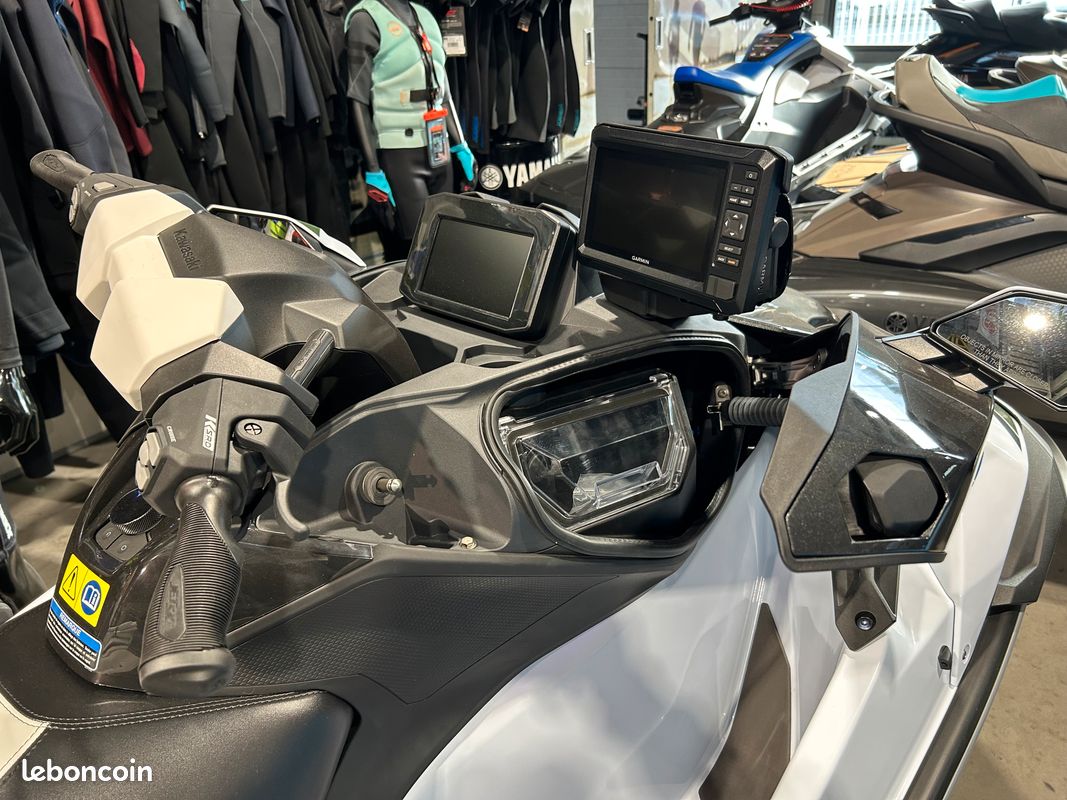 Jet ski Kawasaki ULTRA 160LX-S Angler 2025 NEUF – Garantie 2 ans (image 4)