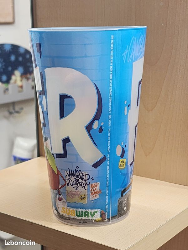 Gobelet réutilisable Oasis plastique, décor personnages fruits animés, bleu, hauteur ~15 cm, 95% canne à sucre, lavage main (image 8)