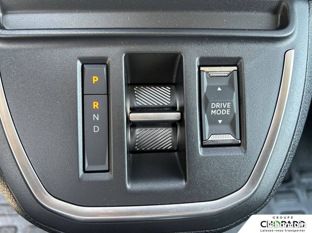 Peugeot e-expert fgn m 136 ch 75 kwh tech edition (image 19)