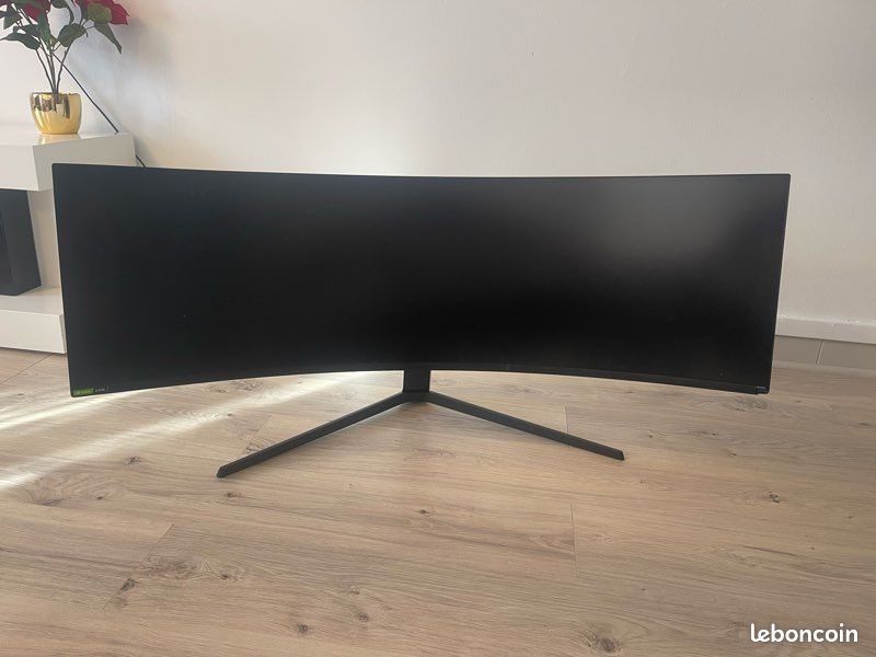 Écran PC incurvé (image 1)