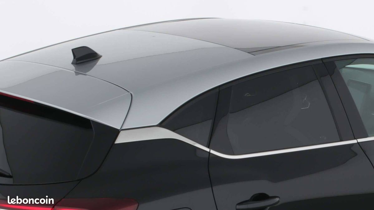 Renault captur mild hybrid 160 edc techno (image 30)
