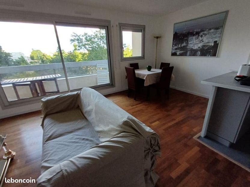 Appartement 2 pièces 50 m² · à Issy-les-Moulineaux · 50 m² · 1 500 €/mois