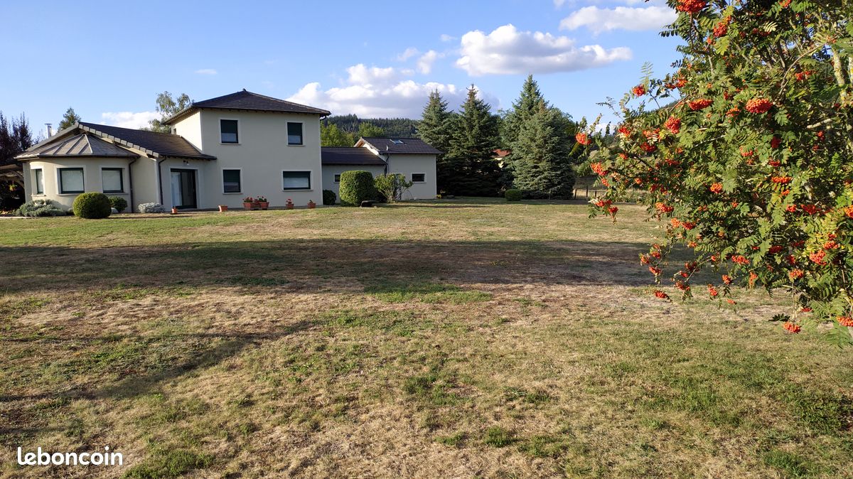 Maison 6 pièces 150 m² · à Chauffailles · 150 m² · 370 000 €
