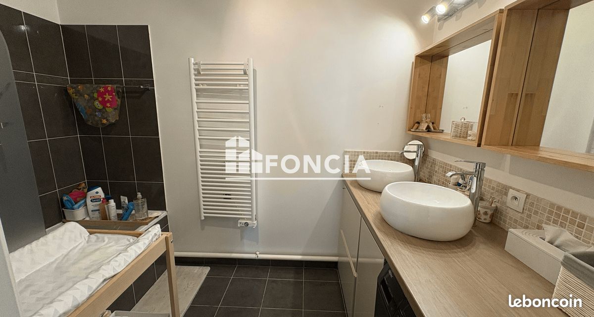 En limite d'Antony - T3 Cosy avec balcon et parking (image 12)