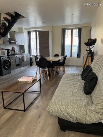 Château 2 pièces 56 m²