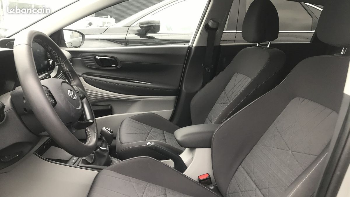 Hyundai BAYON 1.0 T-GDI 100CH HYBRID 48V INTUITIVE (image 11)