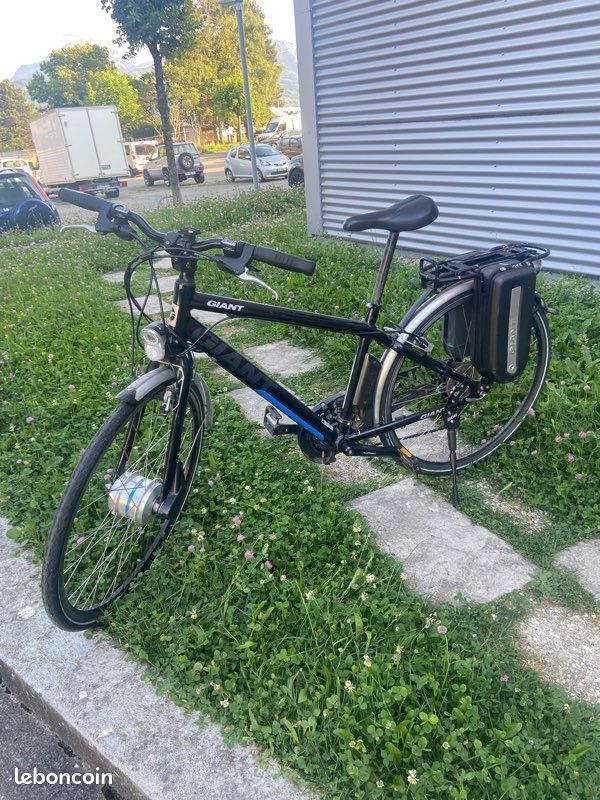 Je vends mon vélo électrique Giant Twist Express RS1 Vélos - Main Image