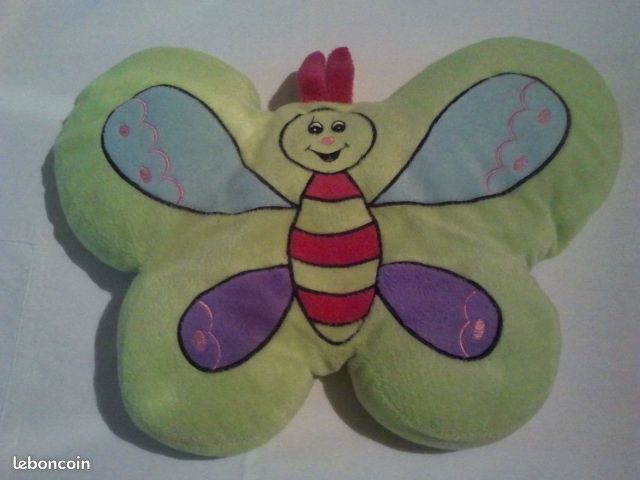 Coussin papillon 40cm x 30cm (image 3)