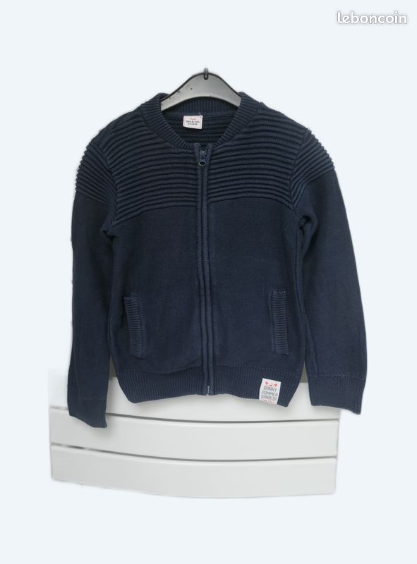 Gilet garçon 8 ans (image 1)
