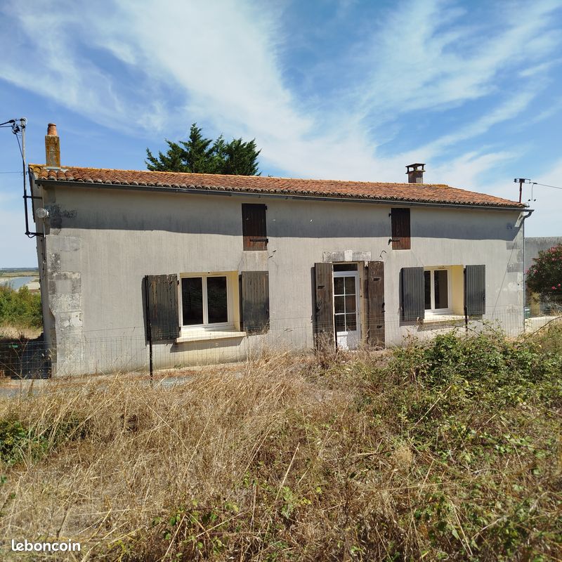 Maison 2 pièces 90 m² · à Yves · 90 m² · 200 000 €
