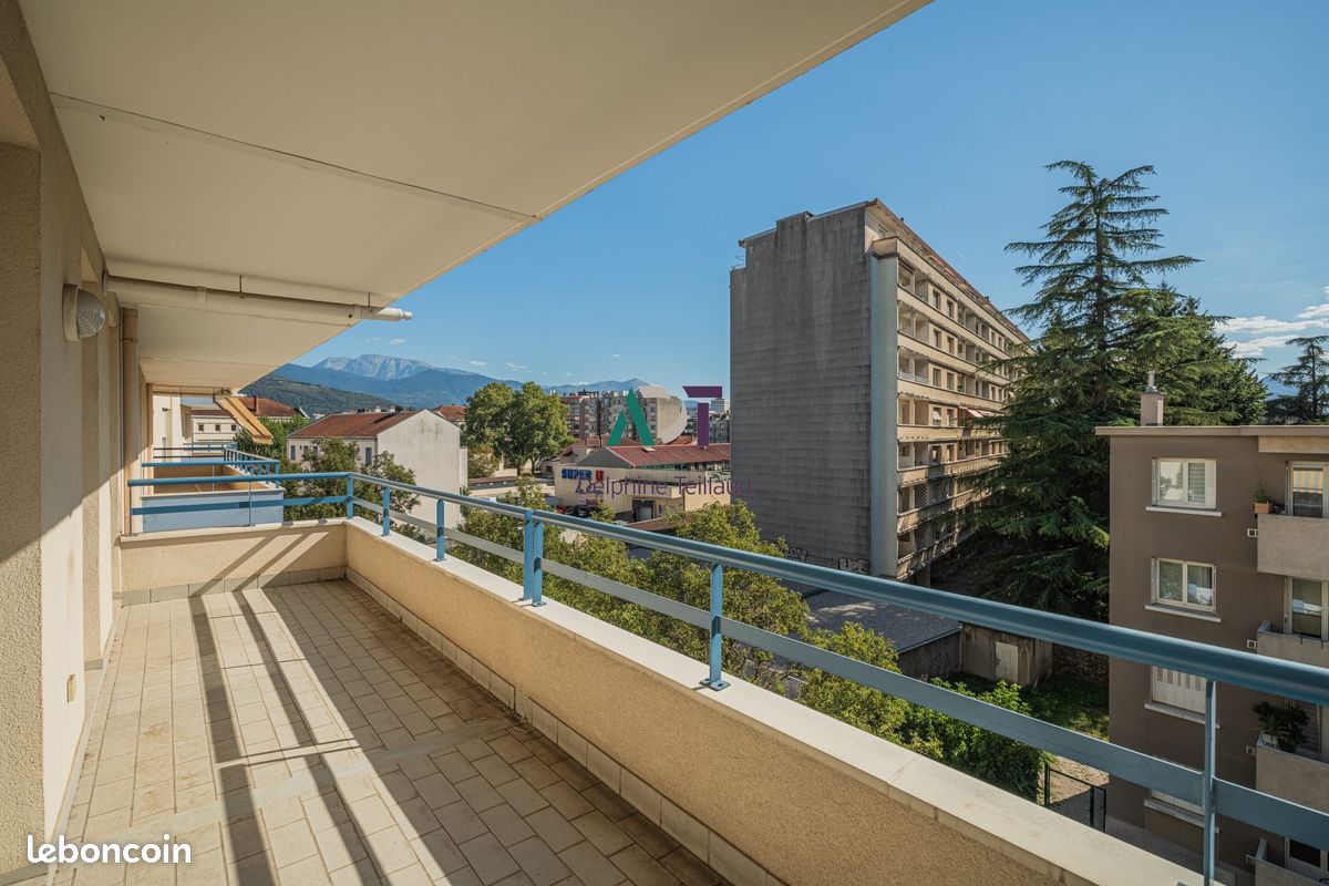 Appartement 3 pièces 68 m² · à Grenoble · 68 m² · 175 000 €