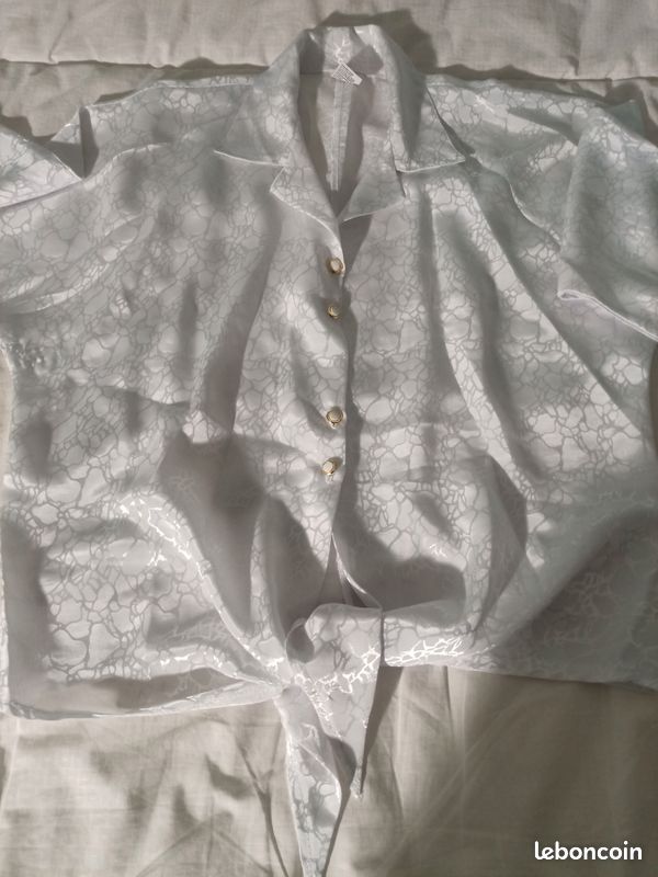 Chemisier Femme "Blanc brillant "Vintage "T. 44/46 (image 4)