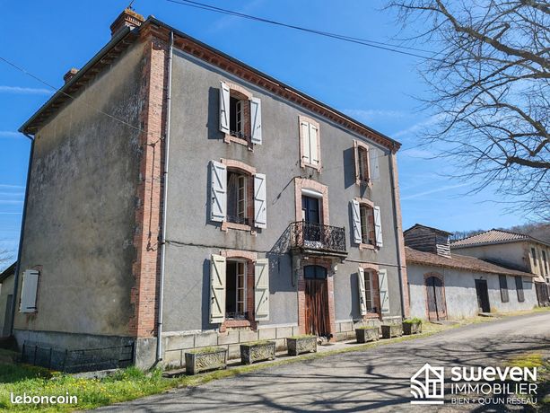 Maison 11 pièces 370 m²