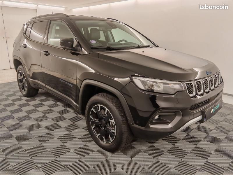 Jeep Compass 1.3 Turbo T4 240ch PHEV 4xe Upland AT6 eAWD (image 3)