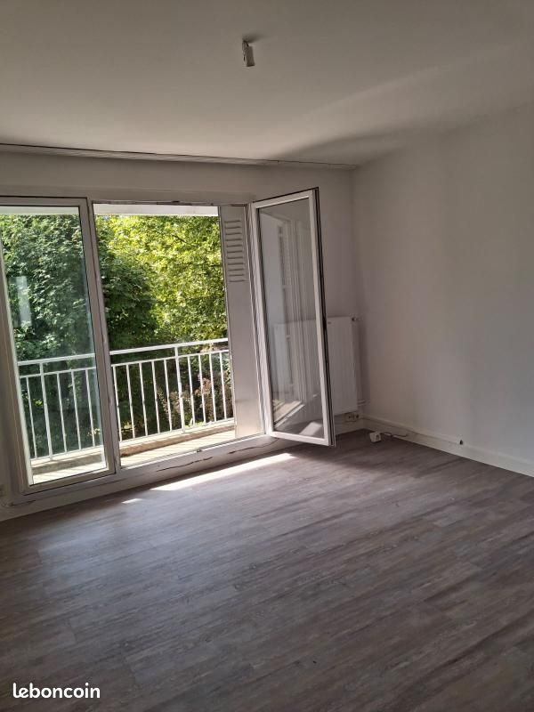 Appartement 3 pièces 56 m² · à Fontaine · 56 m² · 61 000 €