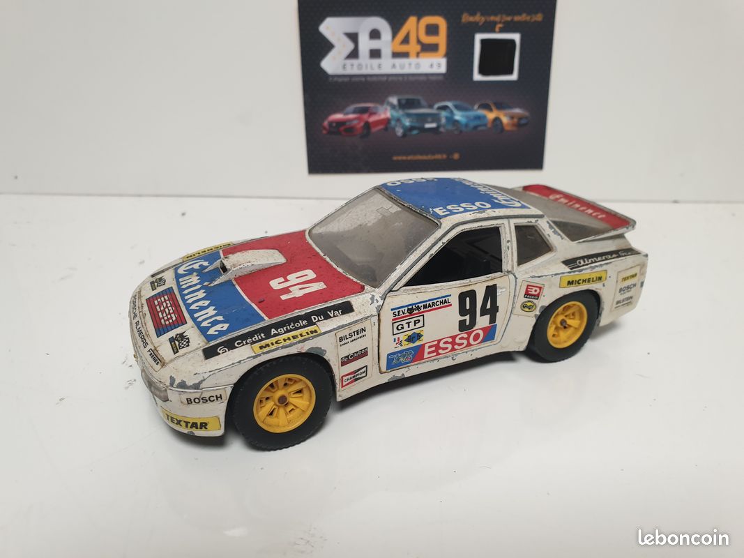 Kit Modèle à Monter Burago Porsche 924 Turbo - Échelle 1/24 - Occasion