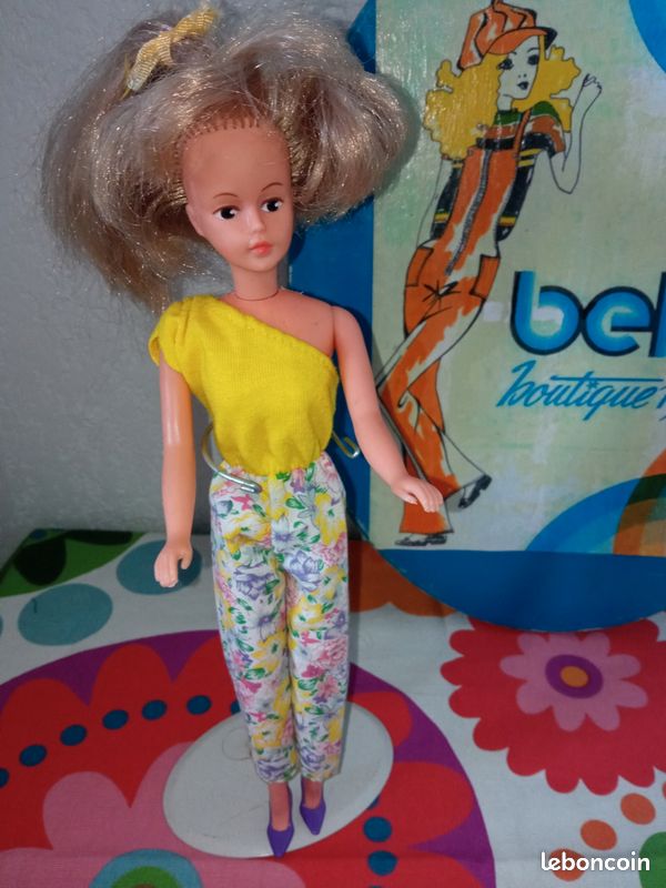 Tenue Complète Pour Poupée Tressy Bella - Année 1975, Très Bon état